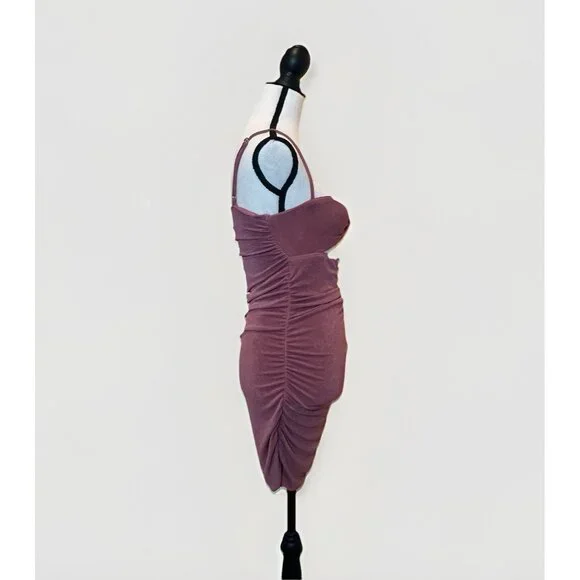 White Fox Dress Women’s Size Medium Pink Body Con Mini Cutout Spaghetti Strap - Picture 5 of 13